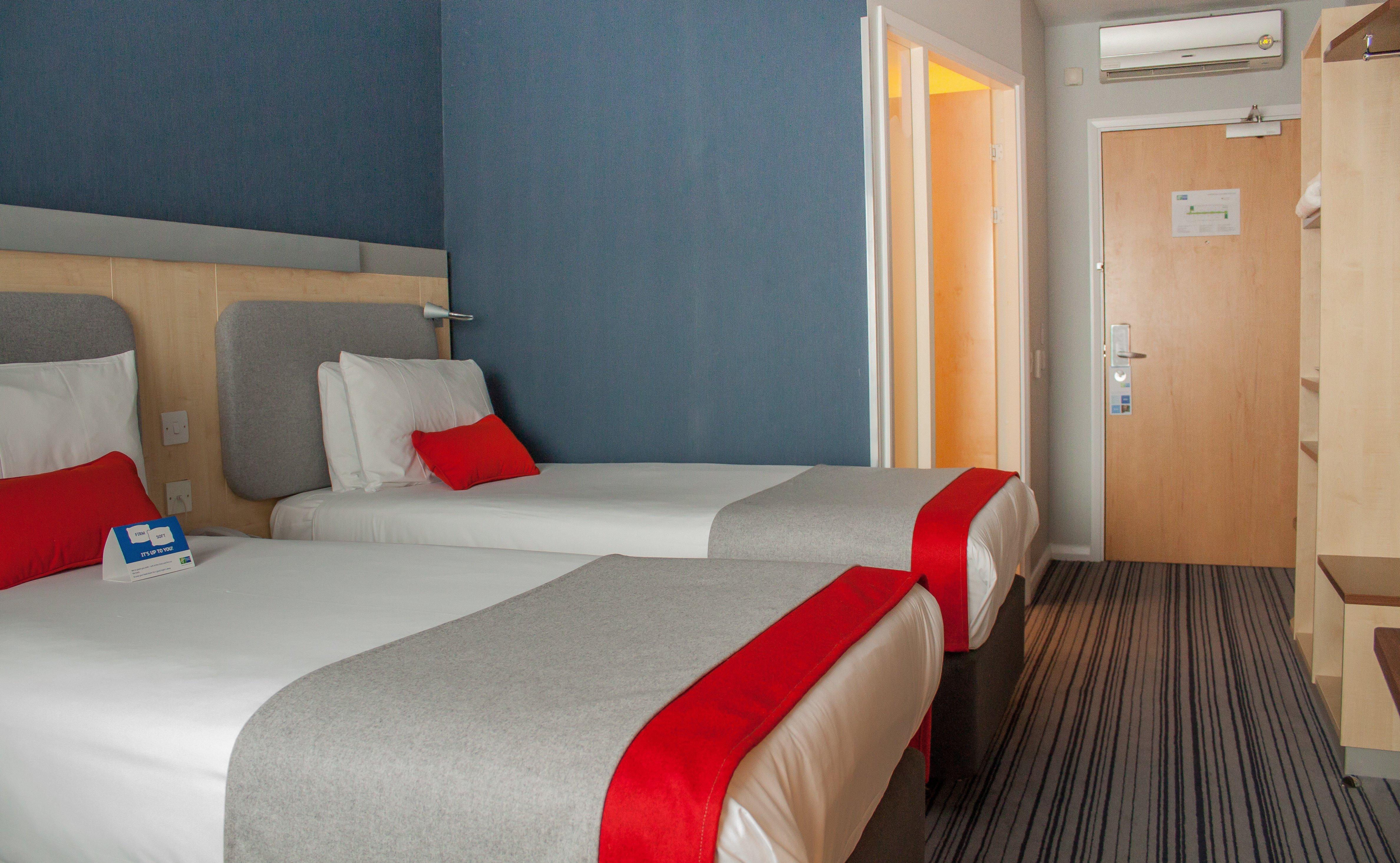 Holiday Inn Express Slough Dış mekan fotoğraf