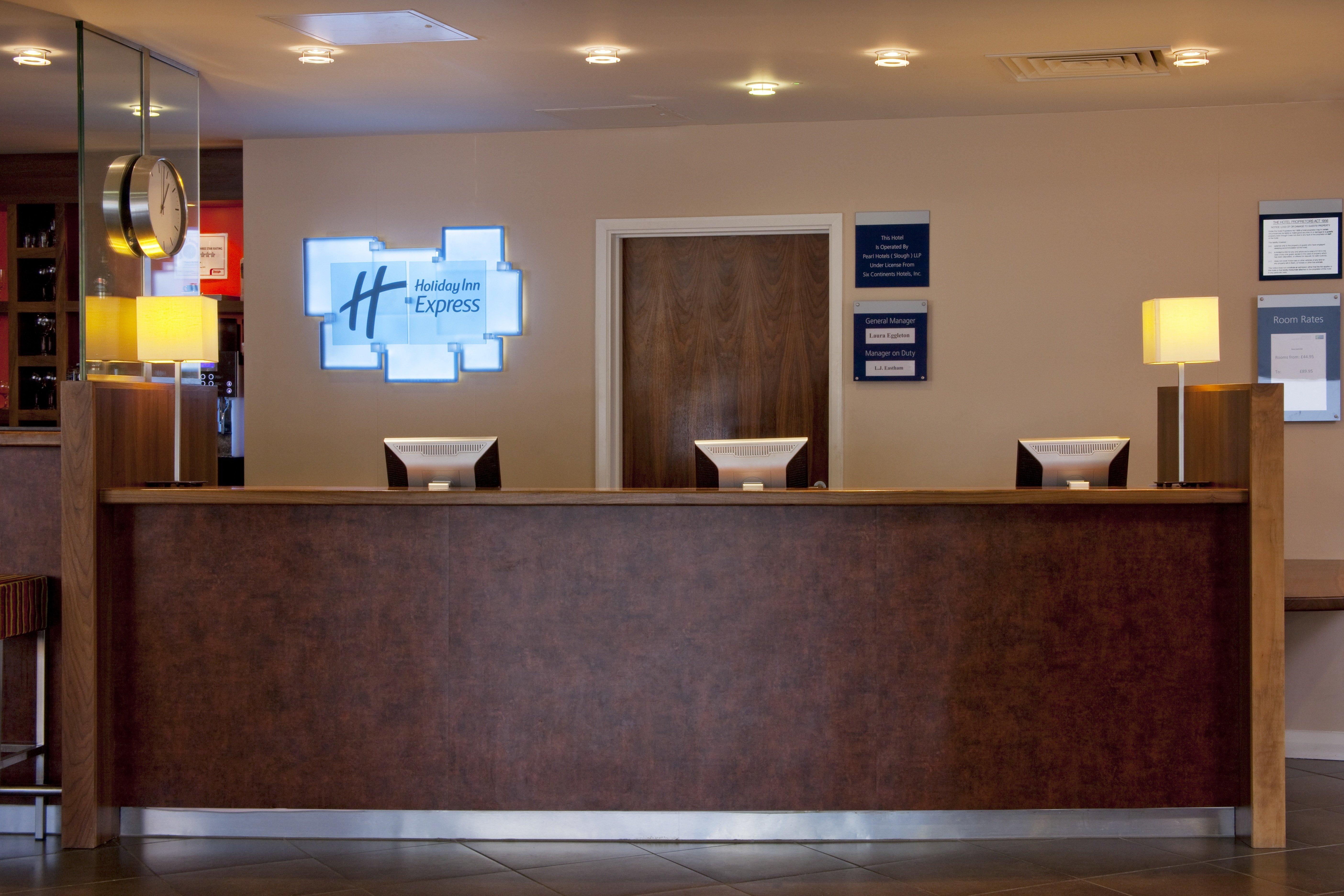 Holiday Inn Express Slough İç mekan fotoğraf
